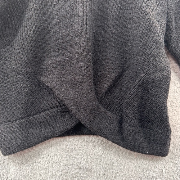 New Lot of 2 Girls Sweaters Size 10 - Picture 3 of 16